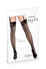 Bas nylons avec coutures