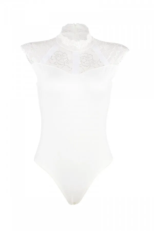 Body moulant blanc en dentelle par Paris Hollywood