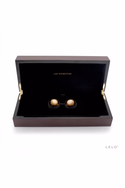 Boules de Geisha de luxe en Plaqué Or lisse 20 carats Luna Beads de LELO