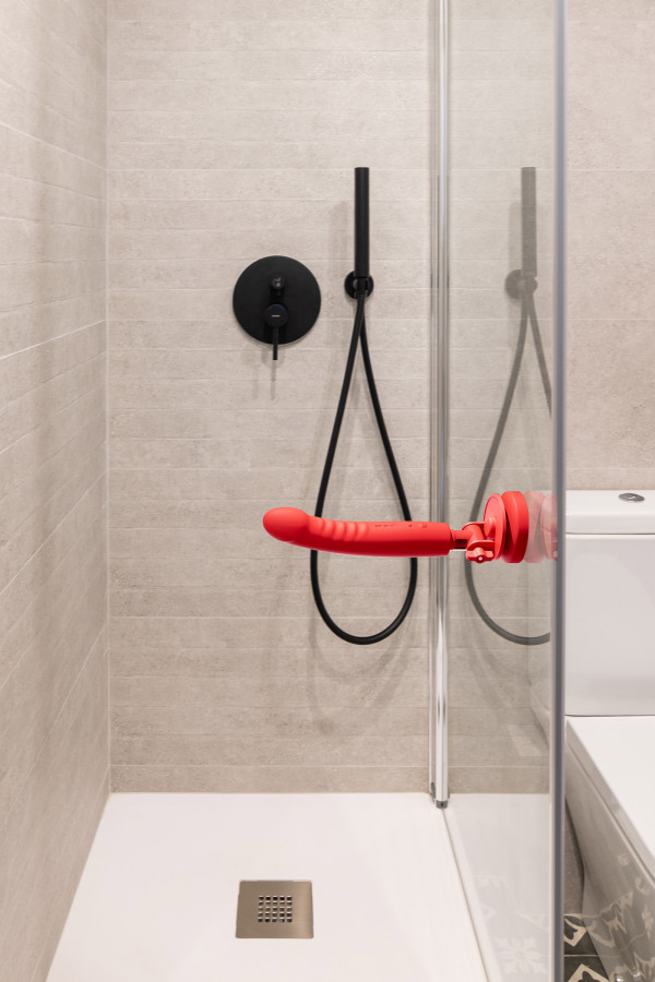 Lovense  Mission 2, gode ventouse vibrant inclinable