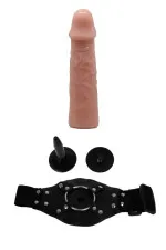 Marcus, gode ceinture pour genou avec dildo réaliste