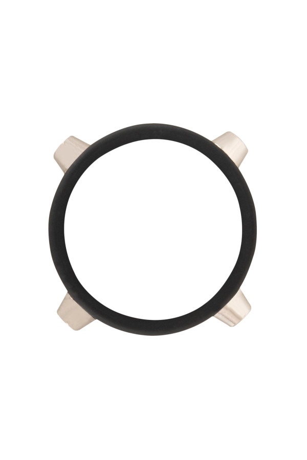 Cockring en silicone avec rivets