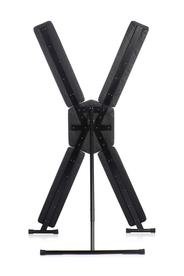 XR-Brands Croix de saint andré BDSM autoportante en cuir vegan