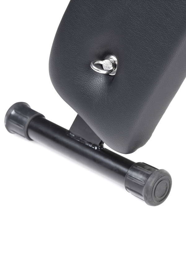 XR-Brands Croix de saint andré BDSM autoportante en cuir vegan