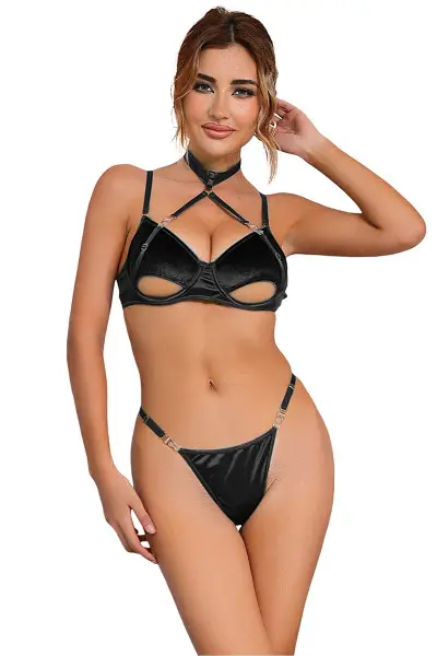 Ensemble soutien-gorge et string en velours