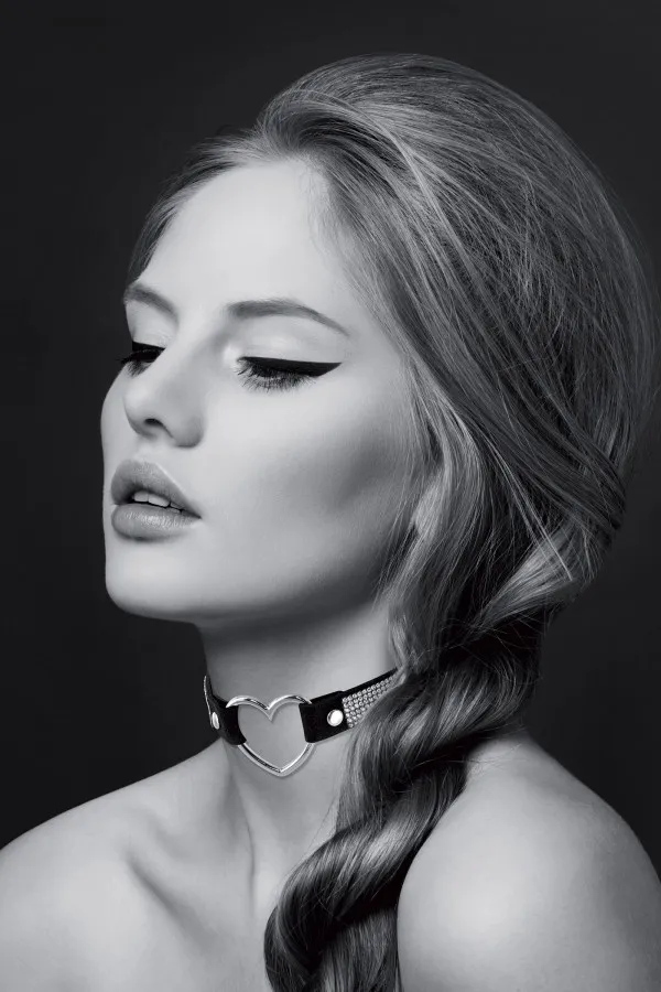 Collier Ras de Cou en Strass et Cœur - Bijoux Sexy