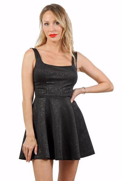 Soisbelle - Robe noire patineuse chic à motifs floraux